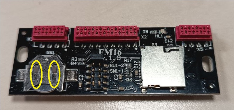 FM15-battery-holders.jpg FM15-battery-holders.jpg